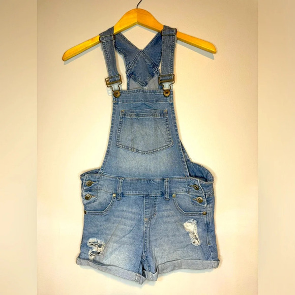 Blue Spice Light Wash DESTROYED Denim Overall DAISY DUKE'S Shorts Girl SZ 1 - Picture 1 of 8